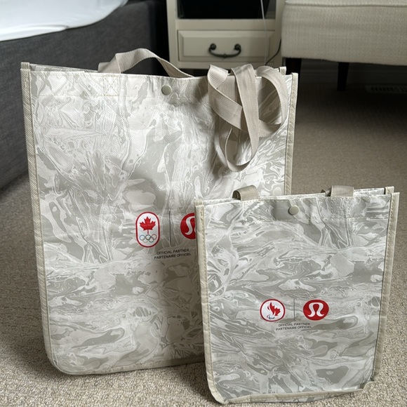 lululemon reusable 2 olympic team canada bags - Picture 3 of 4